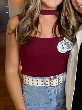 Zara Sleeveless Square-Neck Tank Top - Burgundy